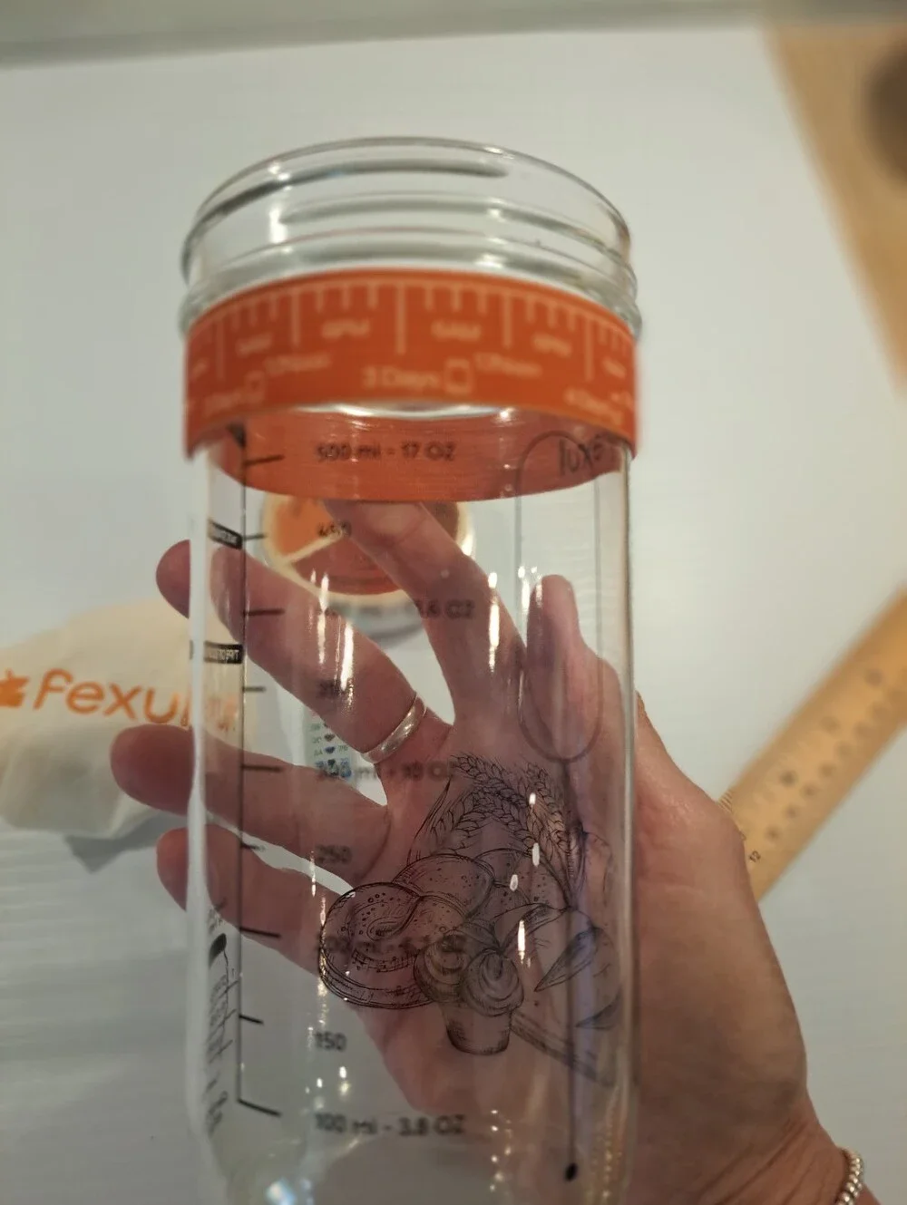 Sourdough Starter Kit. Jar, Tracking, Temperature, Lid & Cover. New